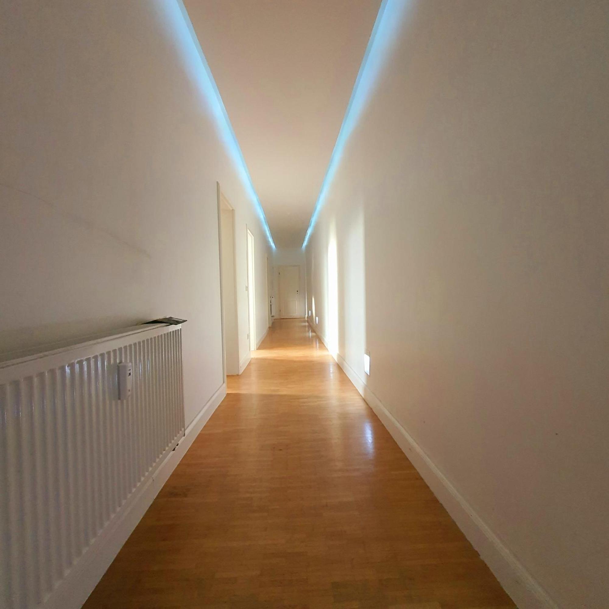 Helles Zimmer Mit Kingsize-Bett Mannheim Luaran gambar